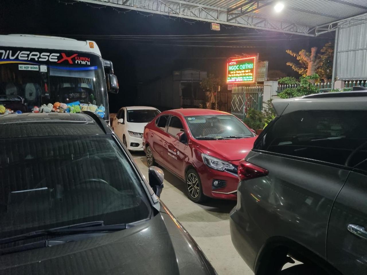 Khach San Ngoc Quynh Hotel La Gi Eksteriør billede